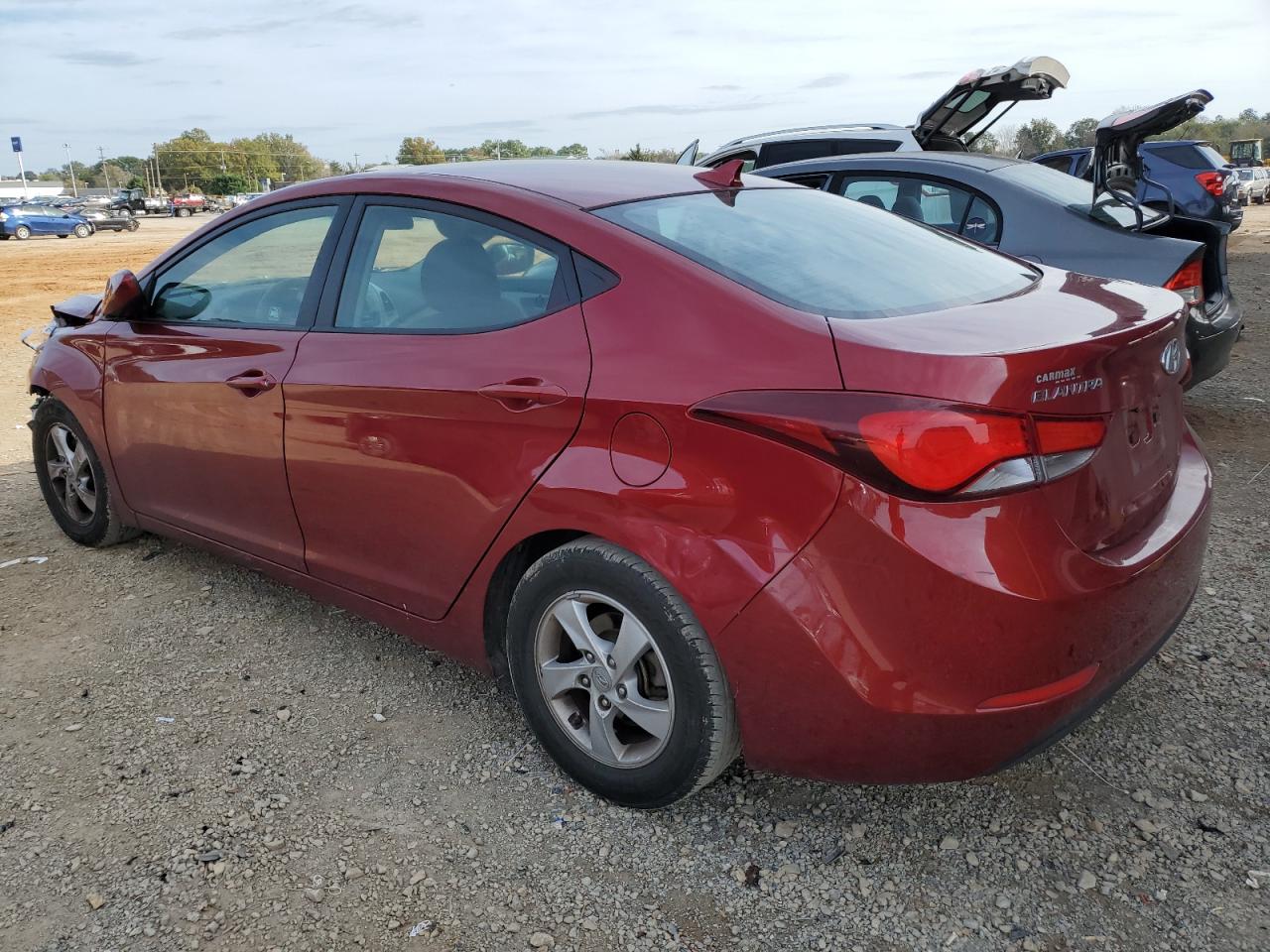 2014 Hyundai Elantra - Image 2