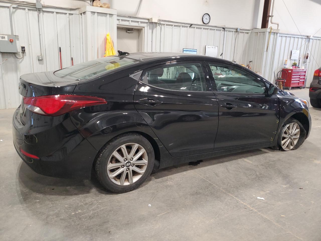 VIN 5NPDH4AE4GH778178 2016 HYUNDAI ELANTRA no.3