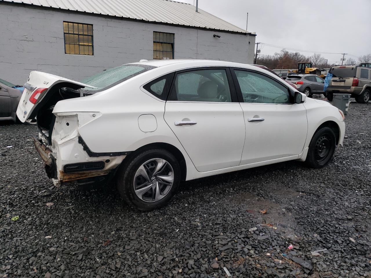 2013 Nissan Sentra - Image 3
