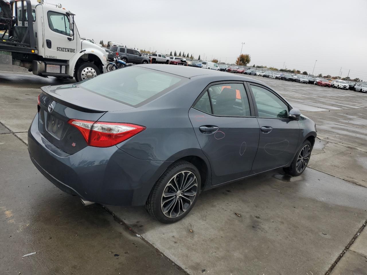 2016 Toyota Corolla - Image 3