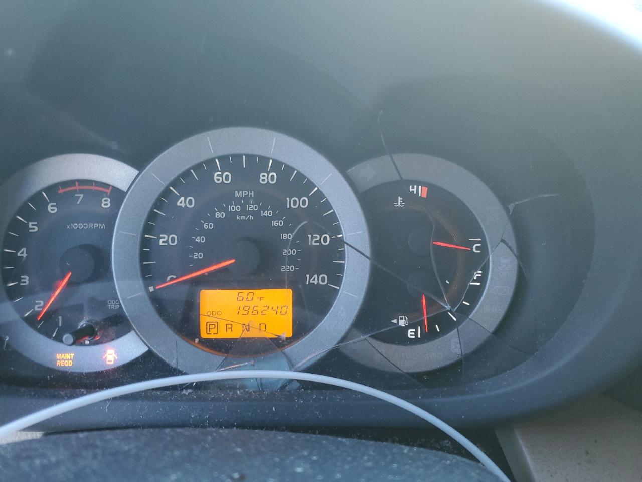 2011 Toyota RAV 4 - Image 9