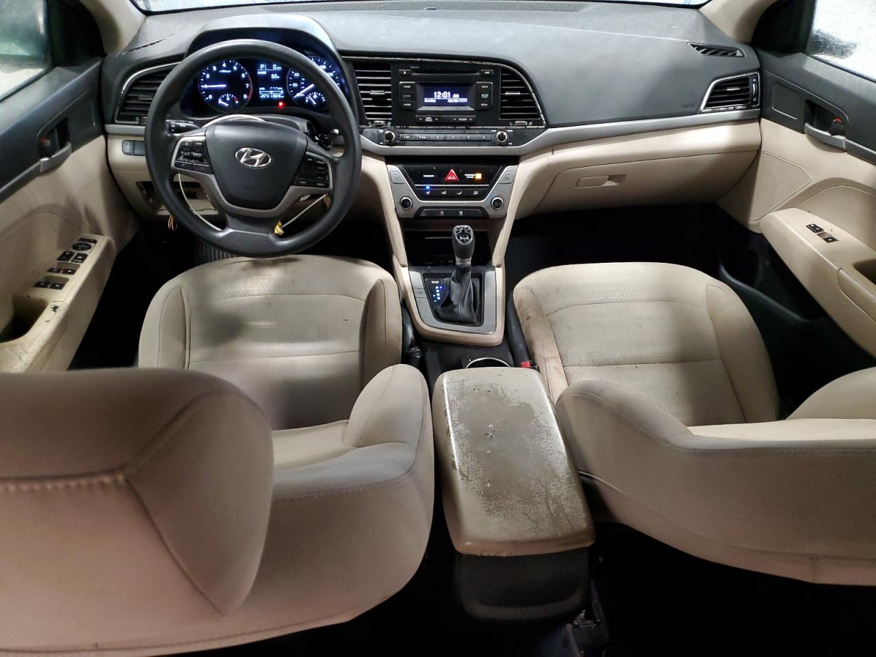 2018 Hyundai Elantra - Image 8