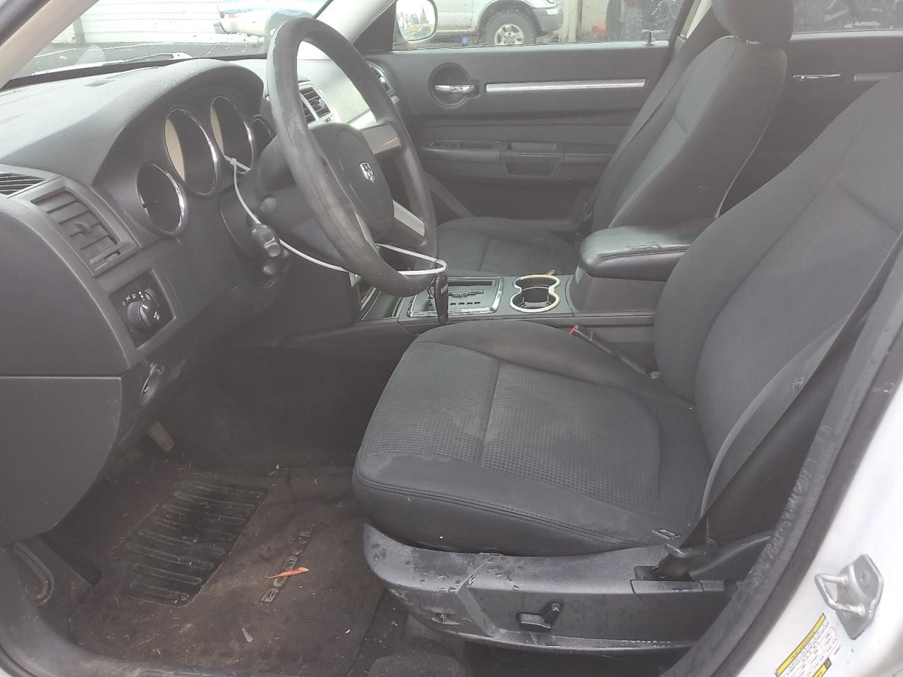 2010 Dodge Charger - Image 7