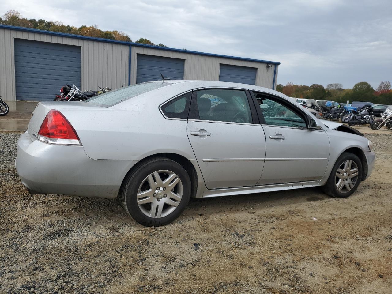 2015 Chevrolet Impala - Image 3