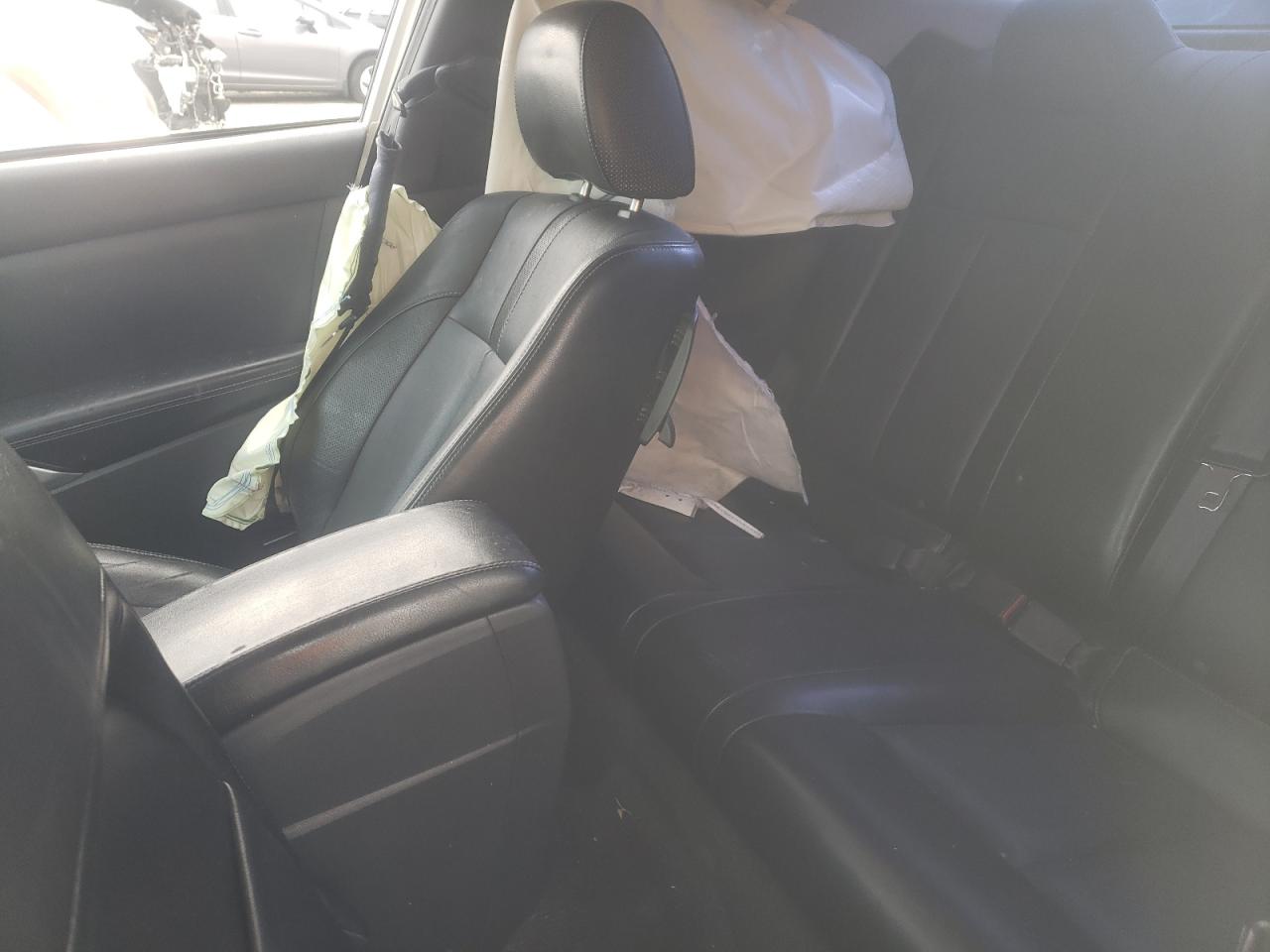 2010 Nissan Altima - Image 10