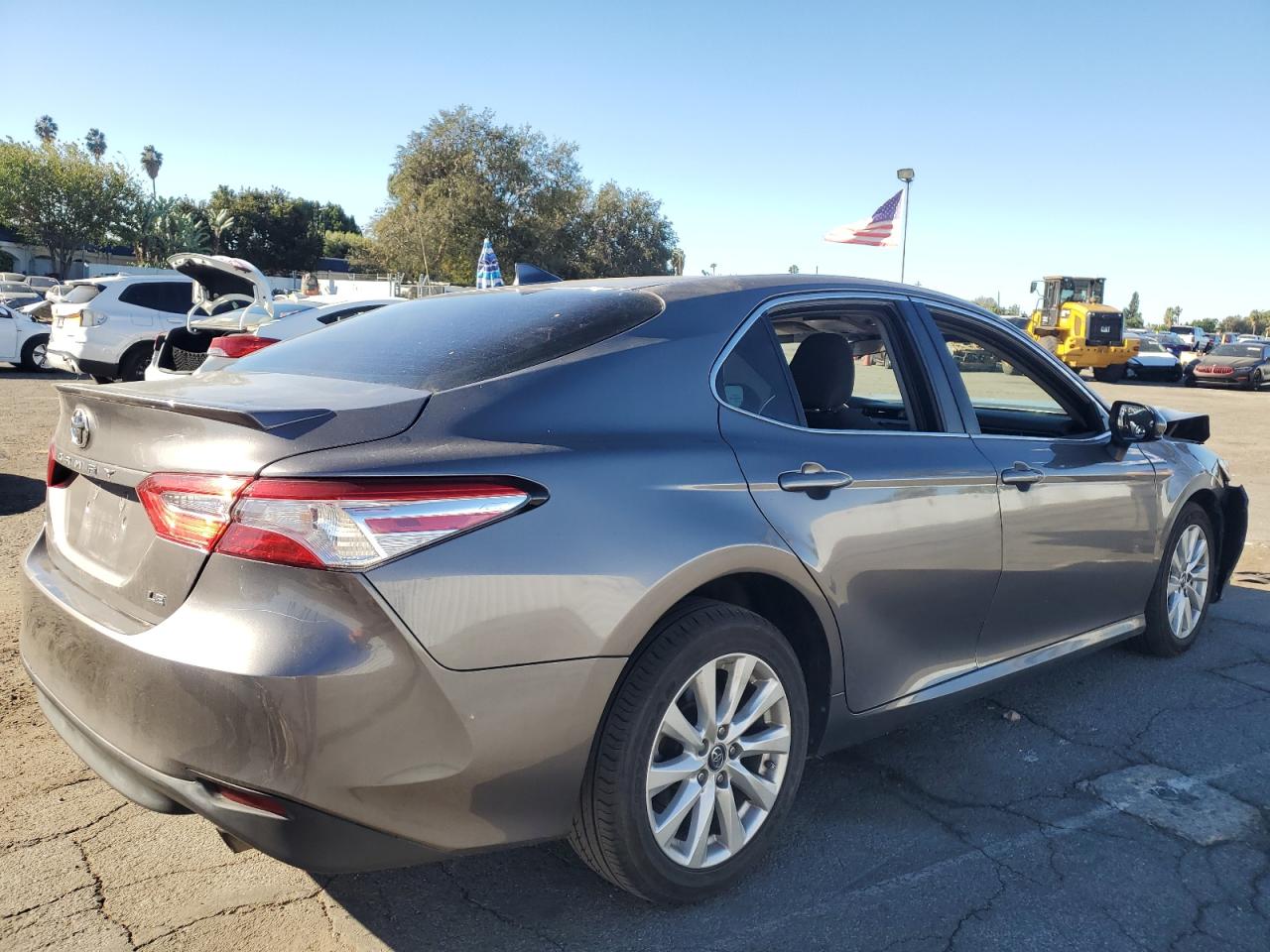 2019 Toyota Camry - Image 3