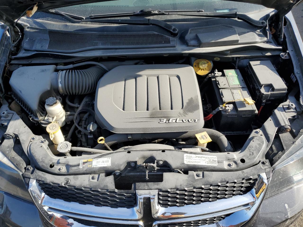 2019 Dodge Caravan - Image 12