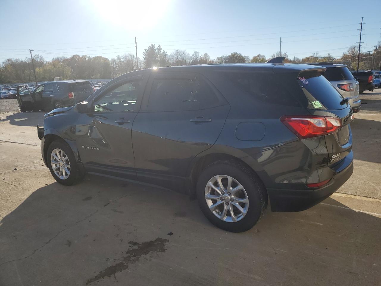 2020 Chevrolet Equinox - Image 2