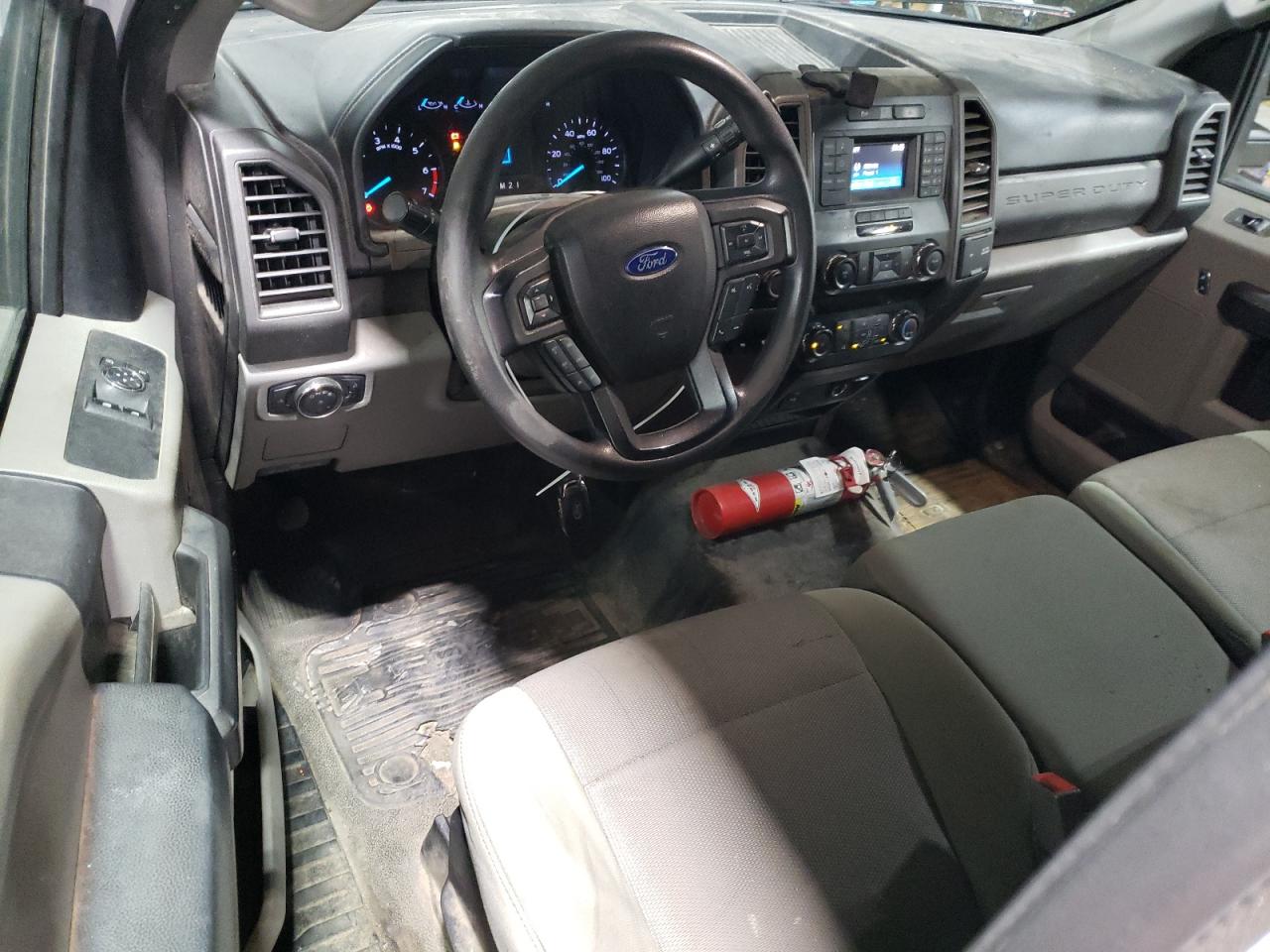 2019 Ford F350 - Image 8