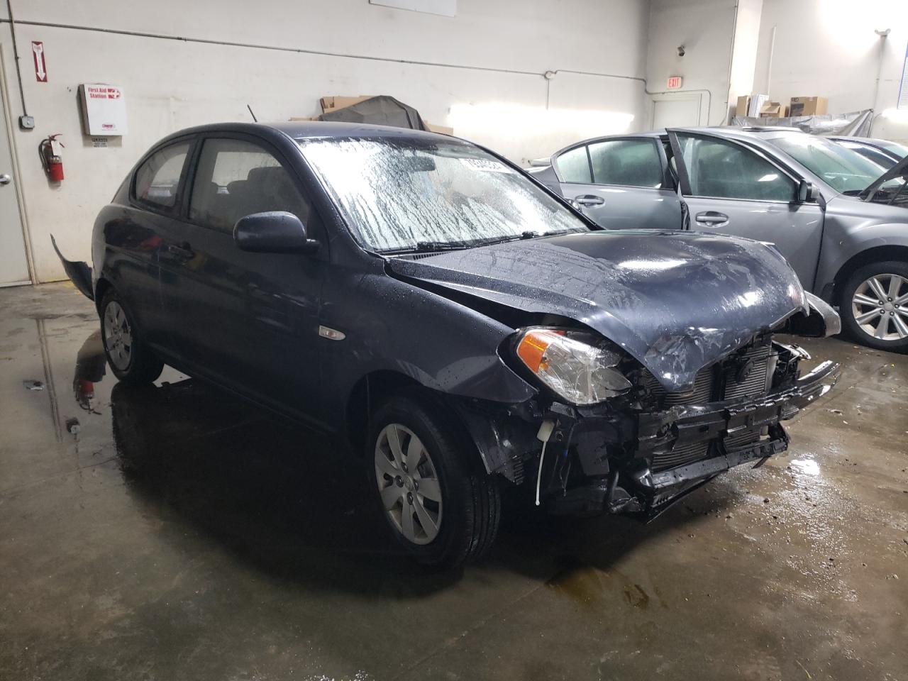 2010 Hyundai Accent - Image 4