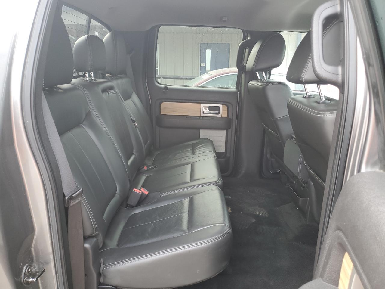 2011 Ford F-150 - Image 10