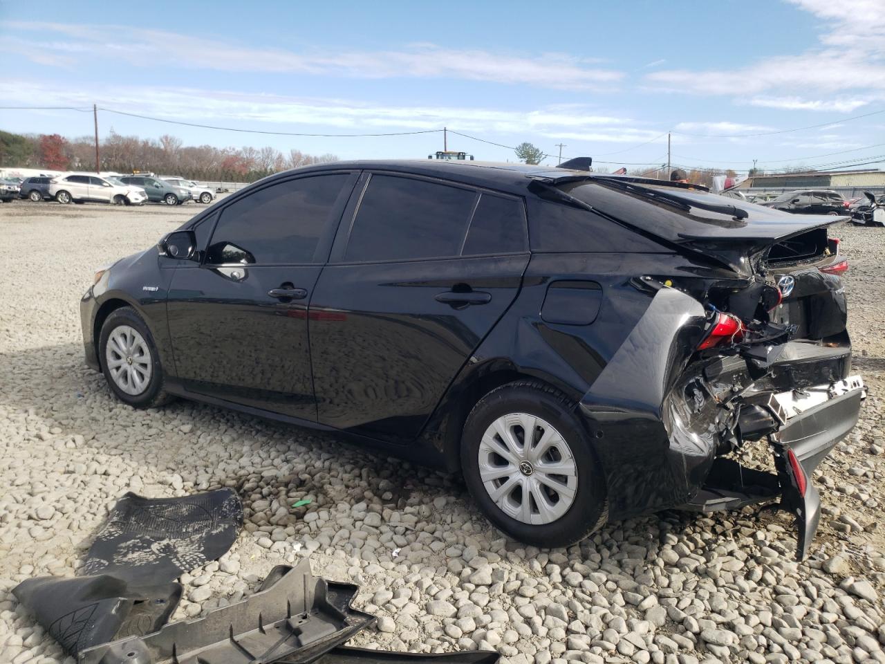 2019 Toyota Prius - Image 2