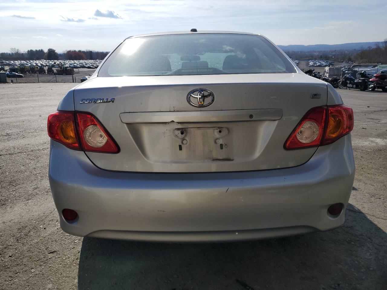 2010 Toyota Corolla Base VIN: 2T1BU4EE5AC245778 Lot: 80967744