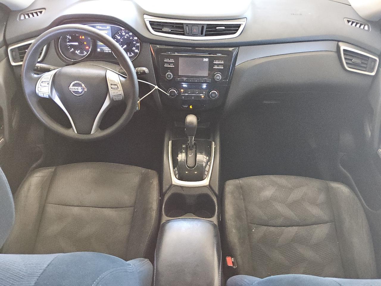 2016 Nissan Rogue - Image 8