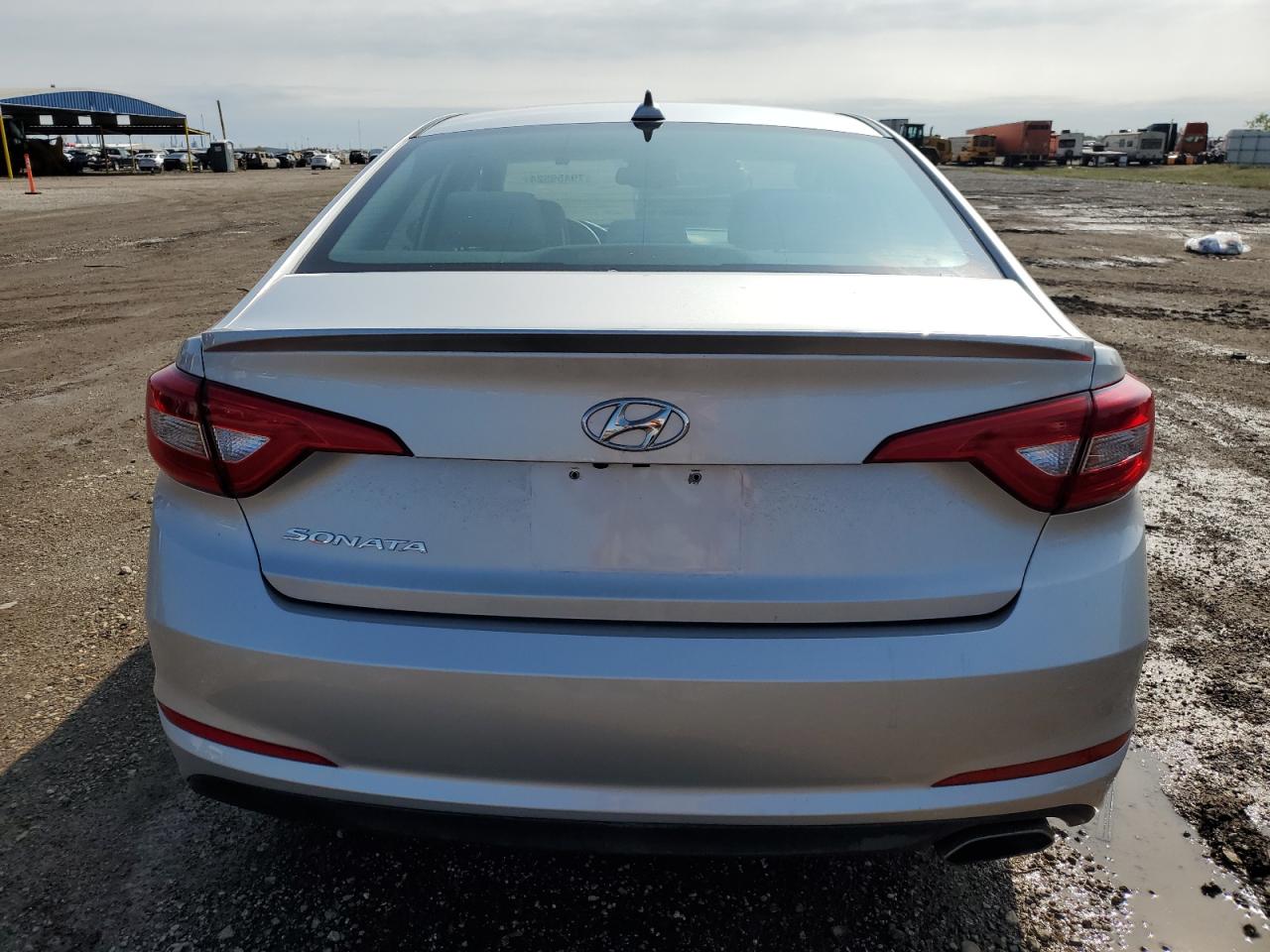 2016 Hyundai Sonata Se VIN: 5NPE24AF3GH360886 Lot: 79459524