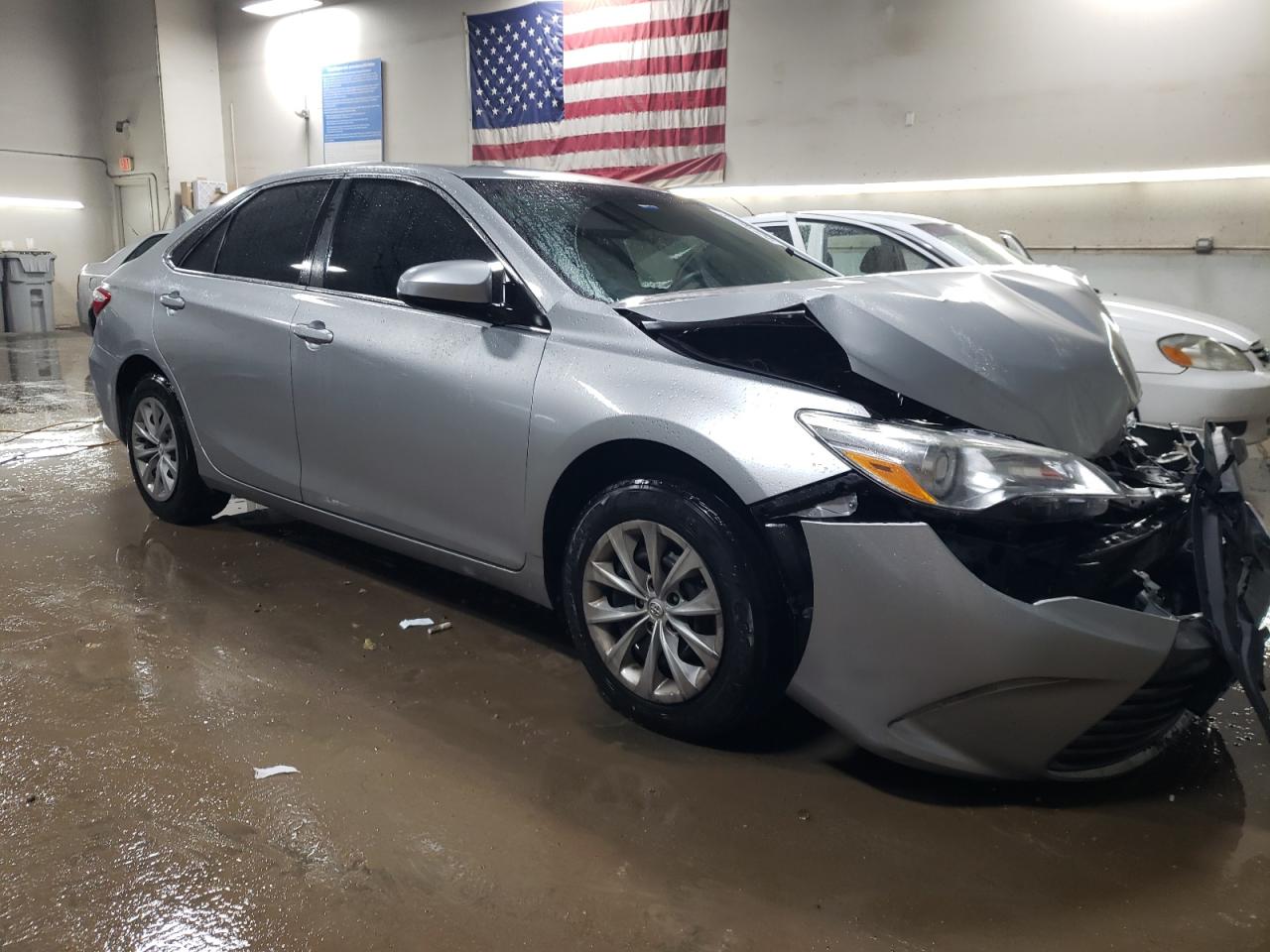 VIN 4T1BF1FK9HU427201 2017 TOYOTA CAMRY no.4