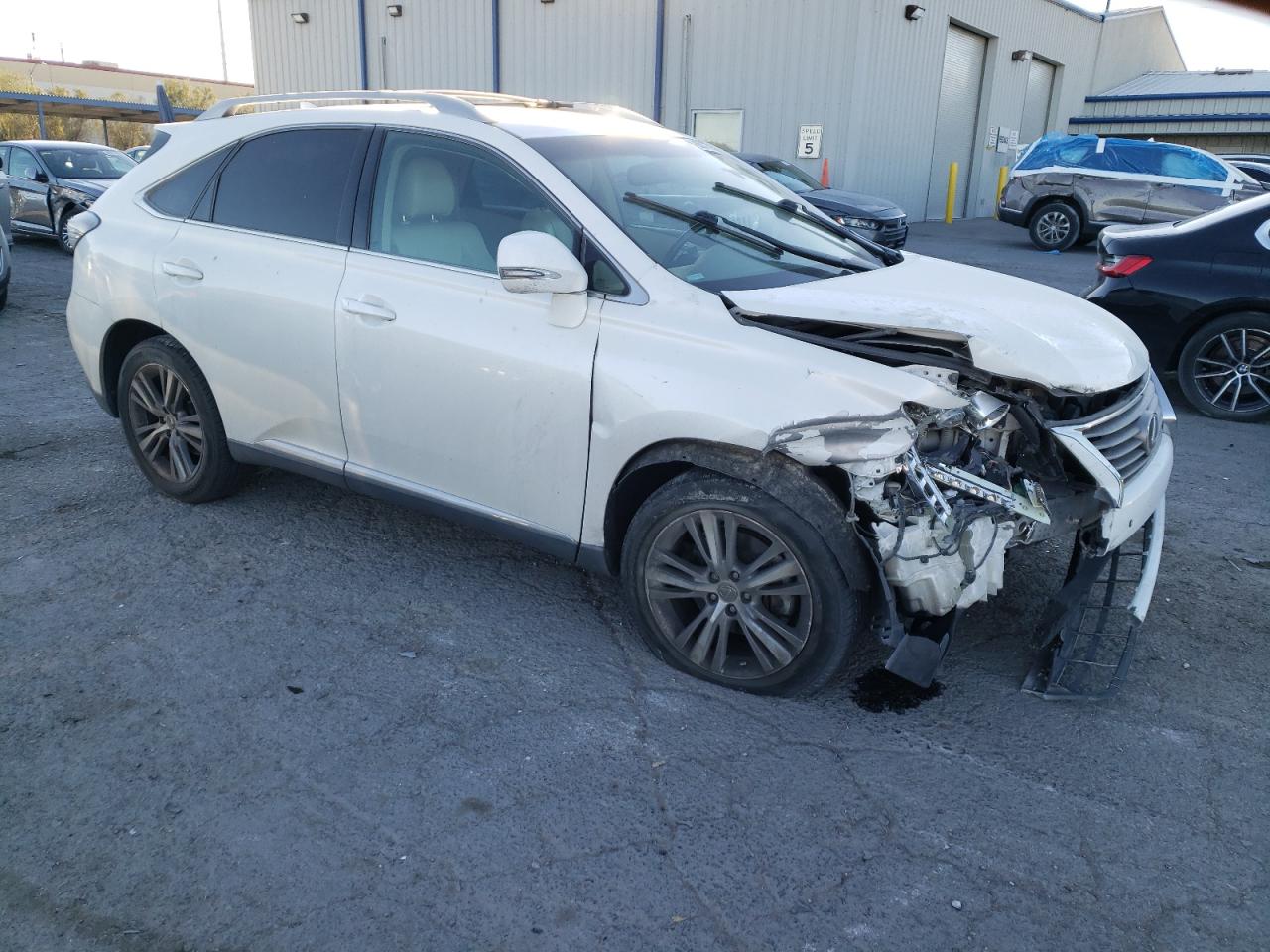 VIN 2T2ZK1BA2FC201132 2015 LEXUS RX350 no.4