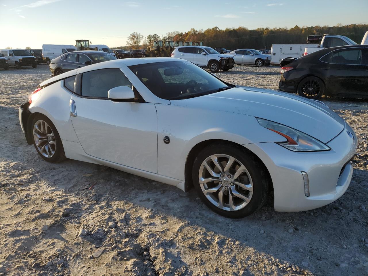2014 Nissan 370Z - Image 4
