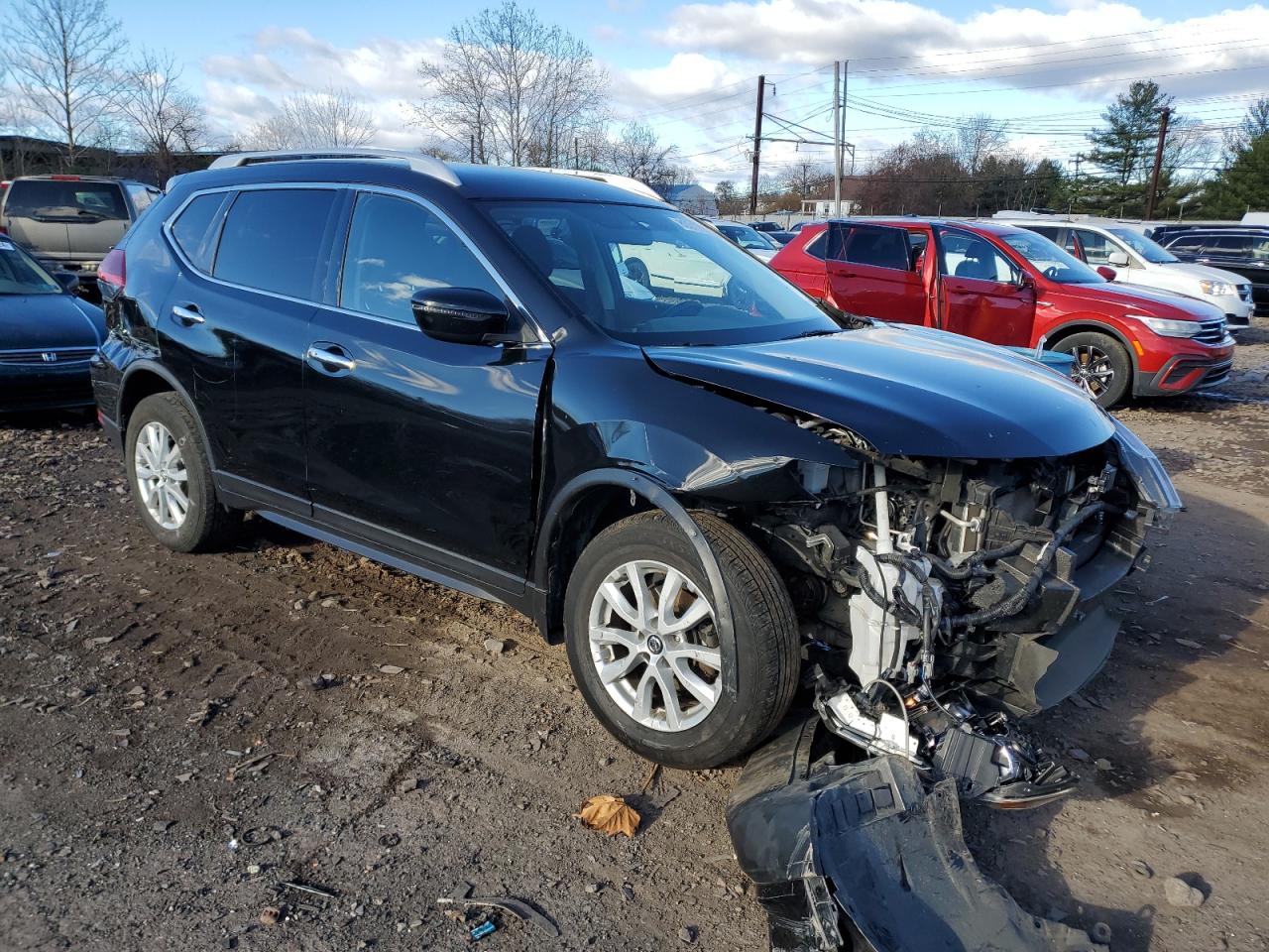 2018 Nissan Rogue - Image 4