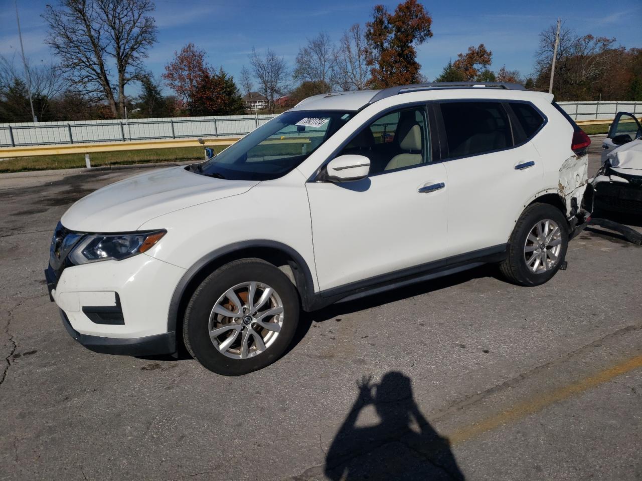 2017 Nissan Rogue - Image 1
