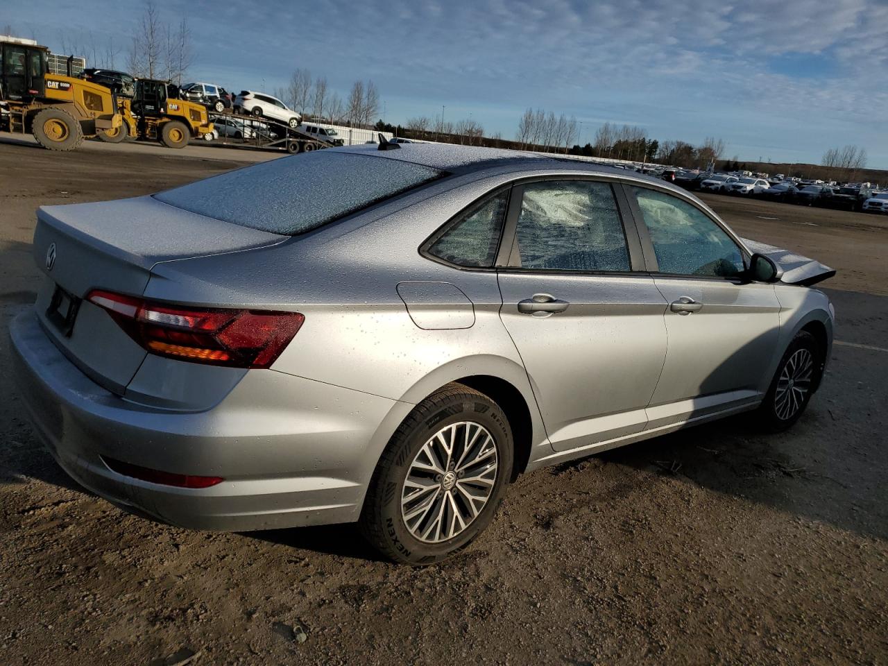 2019 Volkswagen Jetta - Image 3