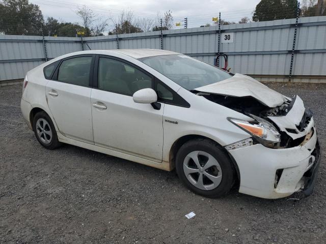  TOYOTA PRIUS 2015 Білий