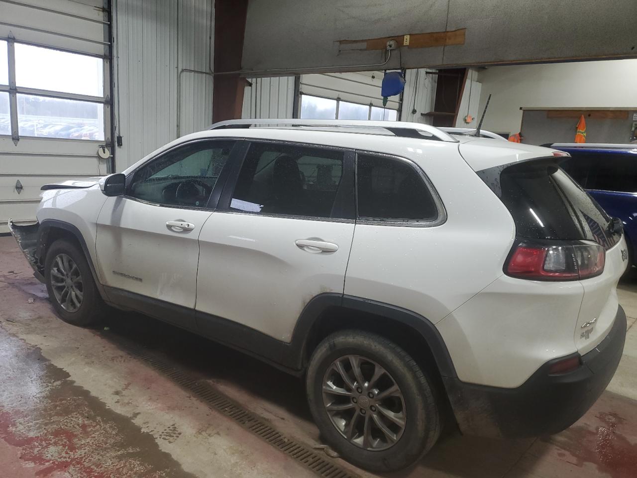 2019 Jeep Grand Cherokee - Image 2