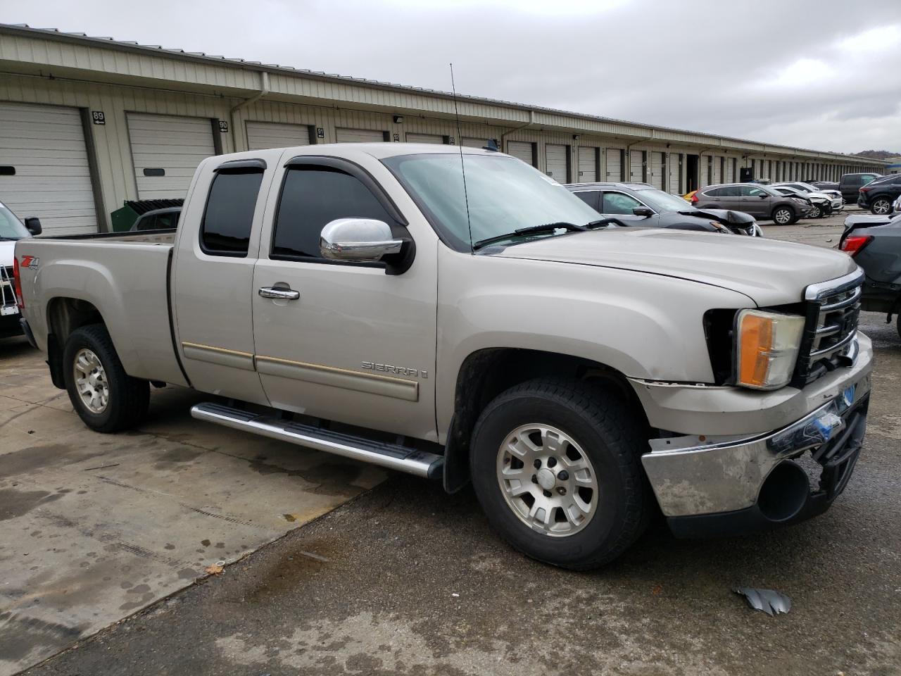 2008 GMC Sierra - Image 4