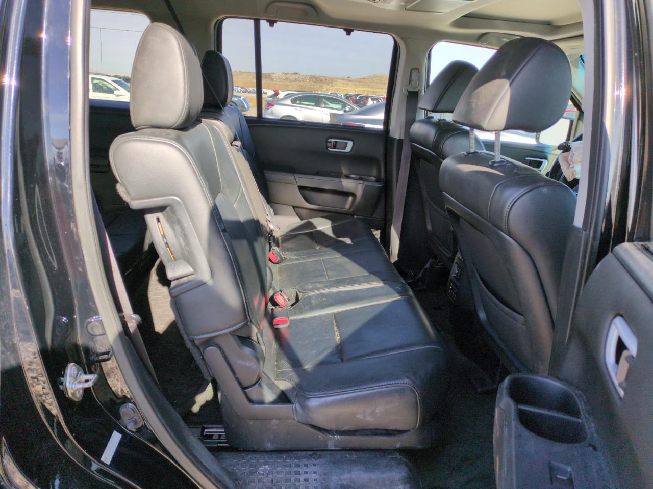 2015 Honda Pilot - Image 11