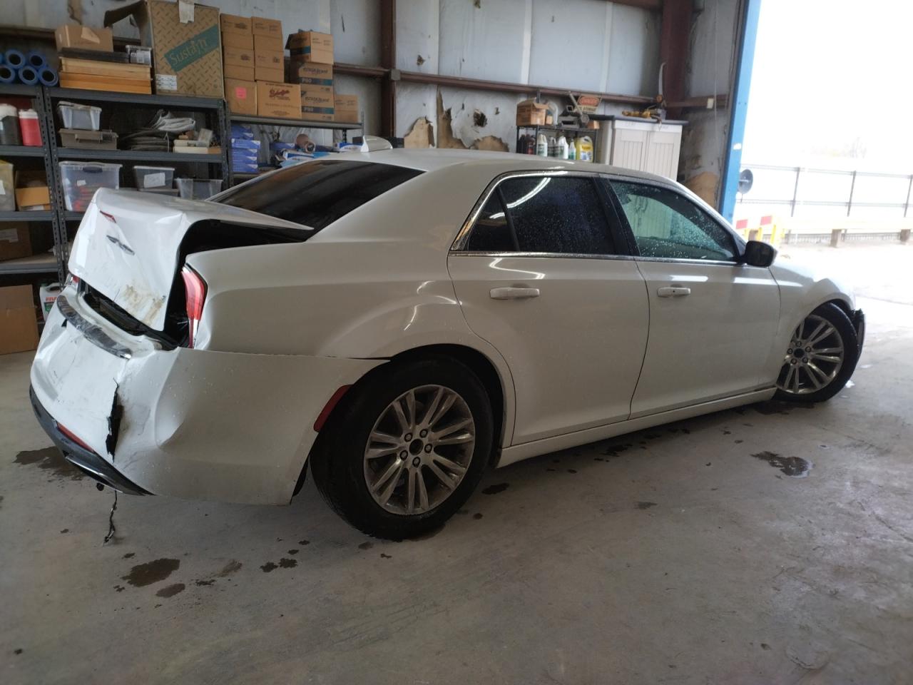 VIN 2C3CCAAG9HH529867 2017 CHRYSLER 300 no.3