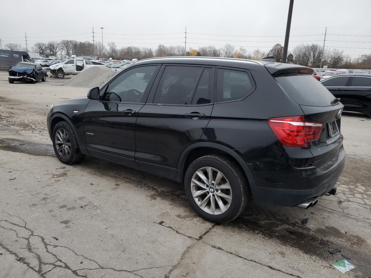 VIN 5UXWX9C5G0D67198 2016 BMW X3 no.2