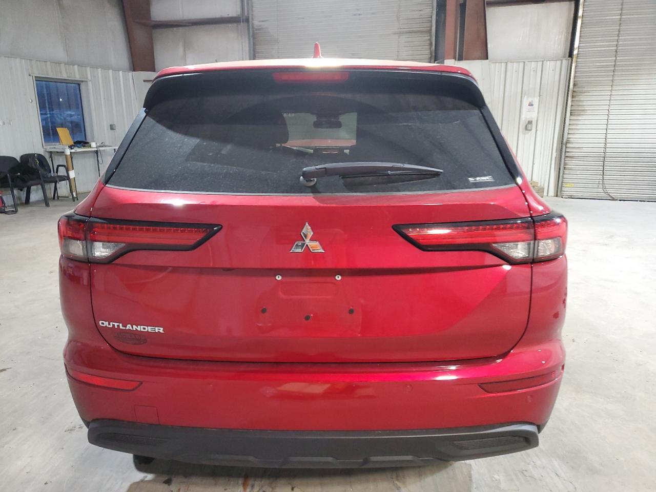 2024 Mitsubishi Outlander Es VIN: JA4J4UA83RZ004065 Lot: 81395564