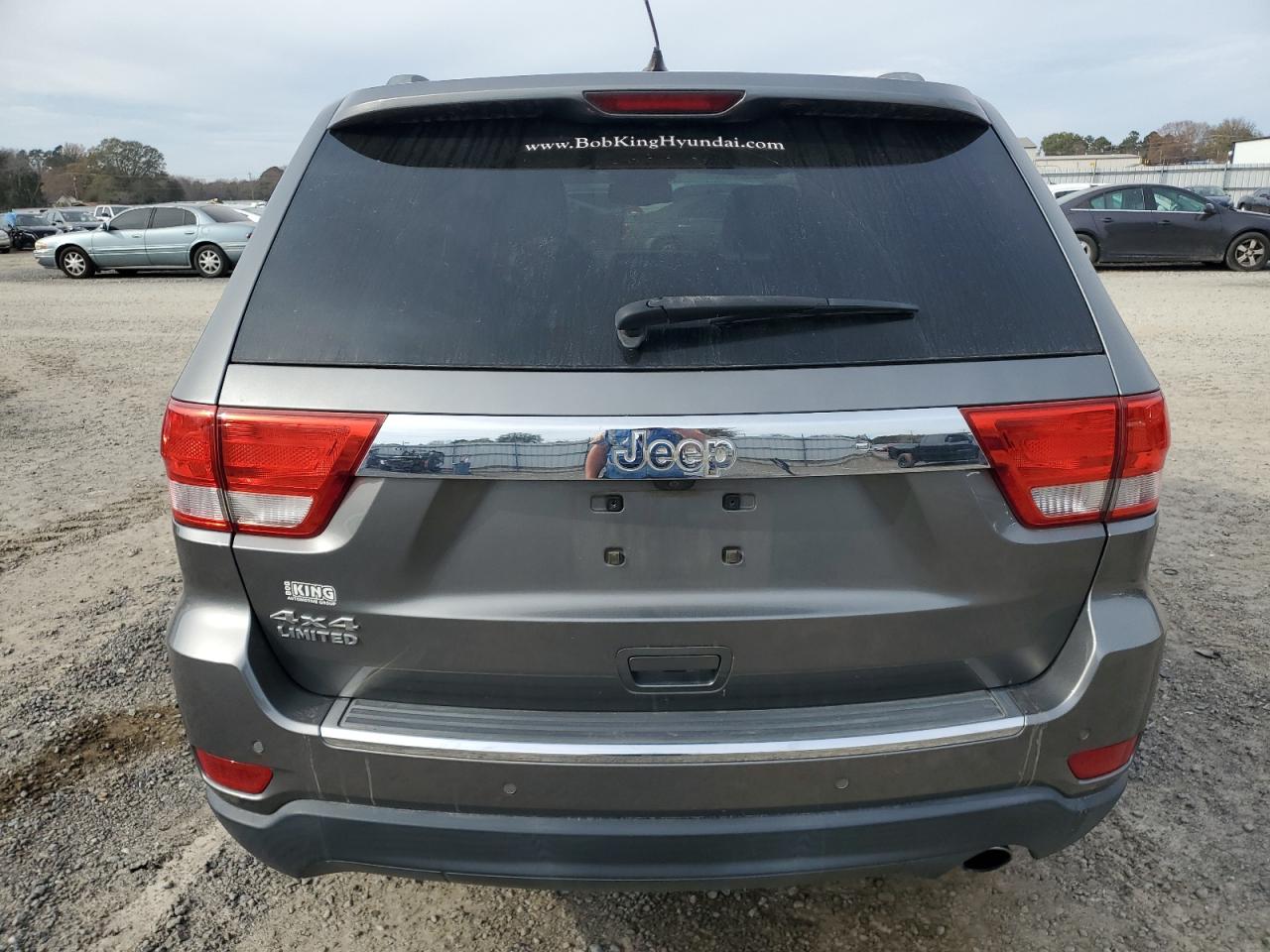 2012 Jeep Grand Cherokee - Image 6