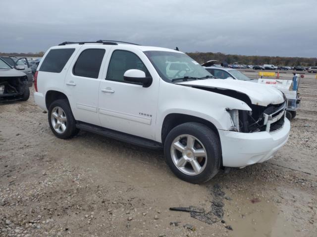 Паркетники CHEVROLET TAHOE 2013 Белы