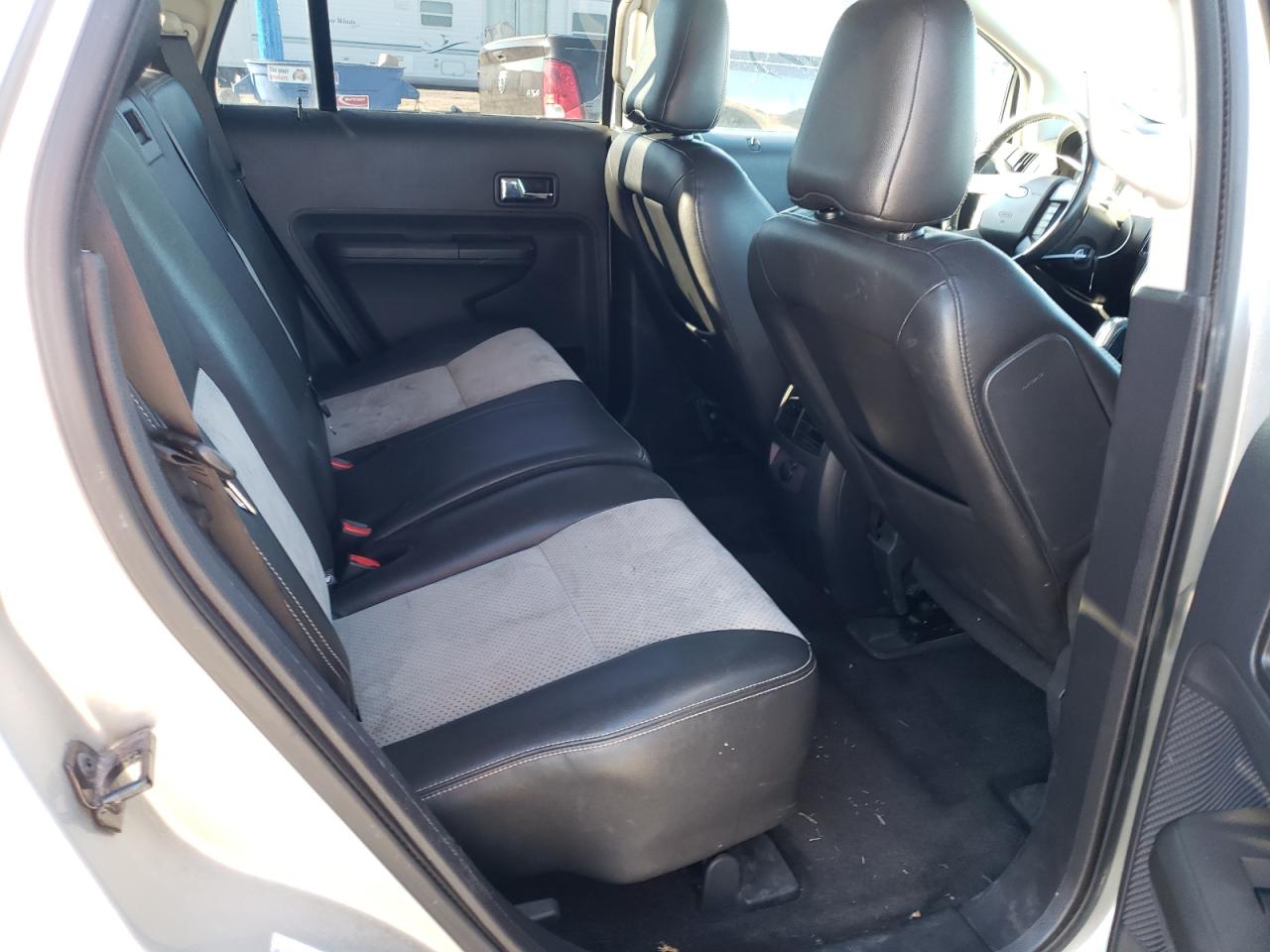 2009 Ford Edge - Image 11