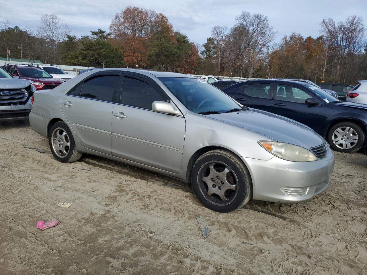 2005 Toyota Camry - Image 4