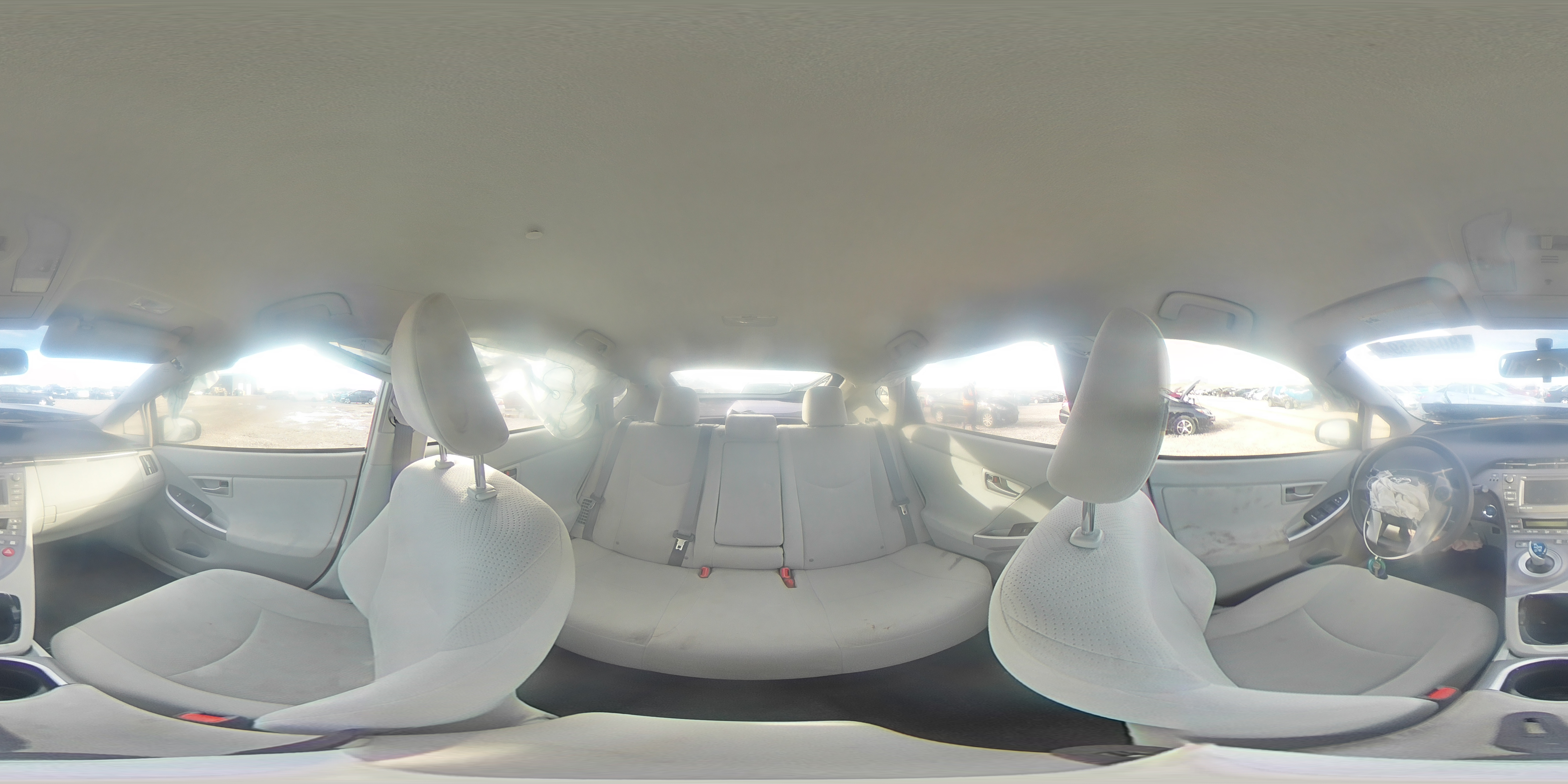 2015 Toyota Prius - Image 15
