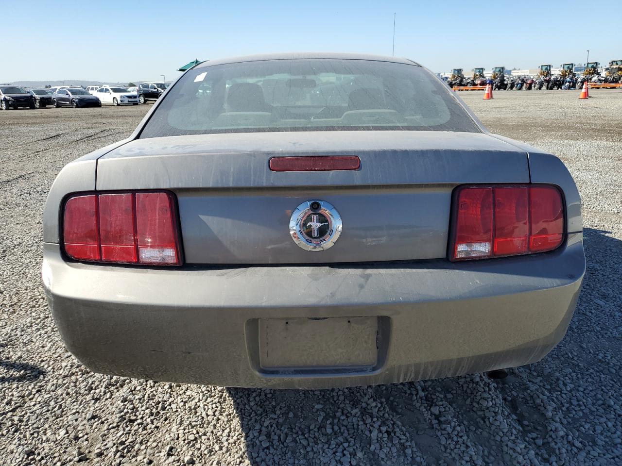 2005 Ford Mustang VIN: 1ZVFT80N955236942 Lot: 79060474