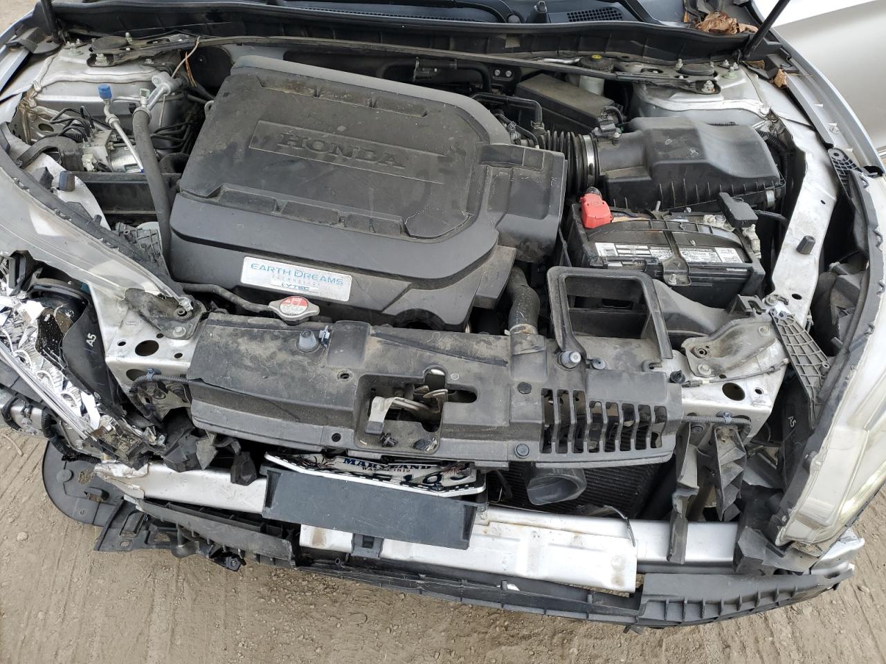 2014 Honda Accord - Image 12