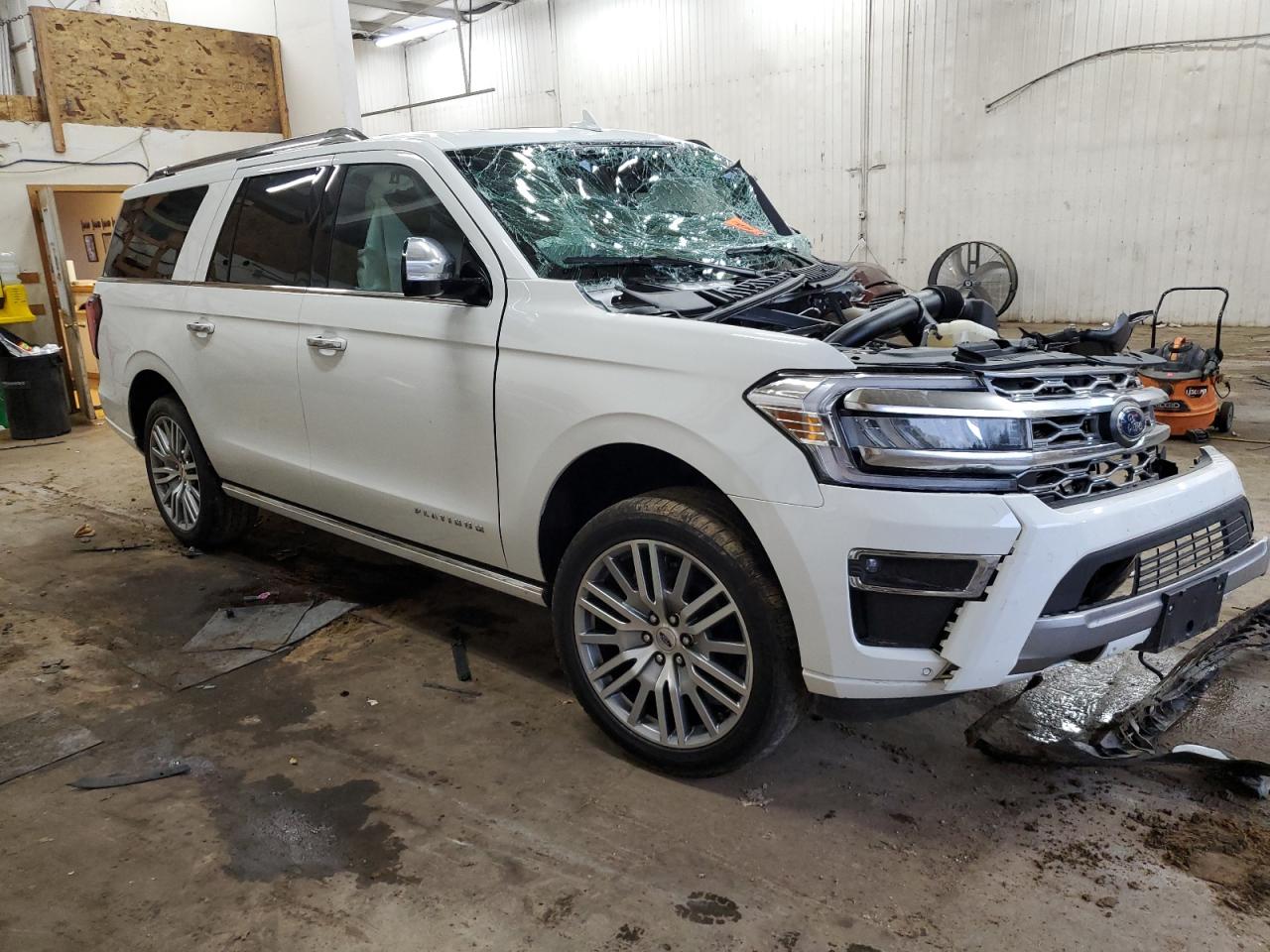 2022 Ford Expedition - Image 4