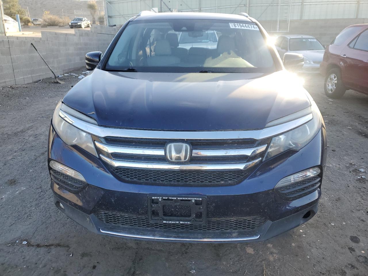 2017 Honda Pilot - Image 5