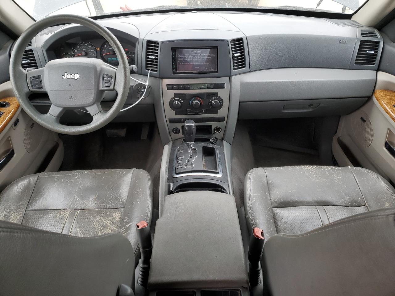 2006 Jeep Grand Cherokee - Image 8