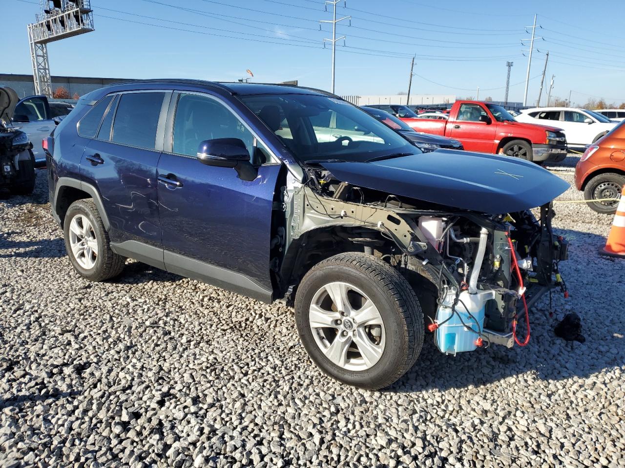 VIN 2T3W1RFV2MW121239 2021 TOYOTA RAV4 no.4