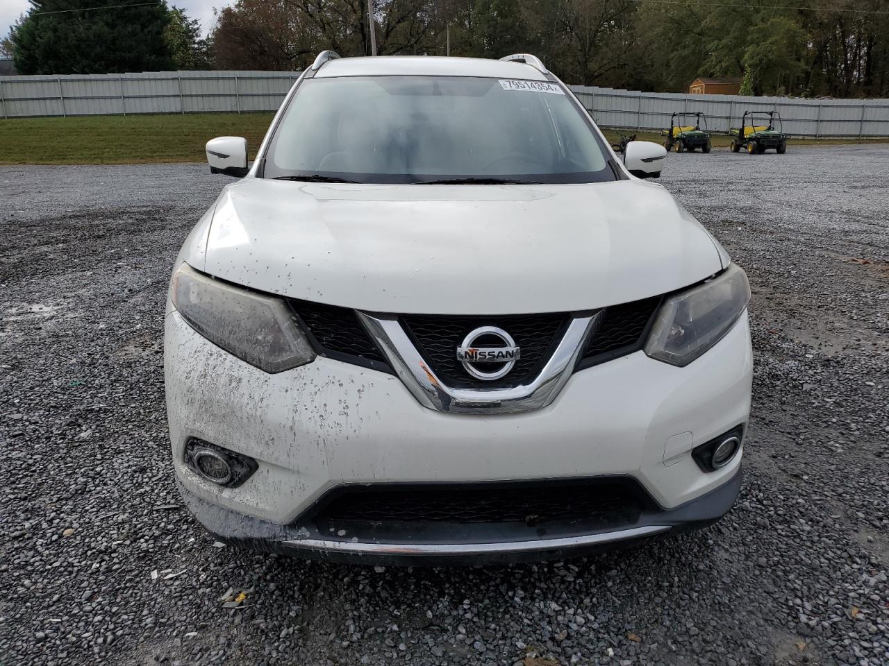 2016 Nissan Rogue - Image 5