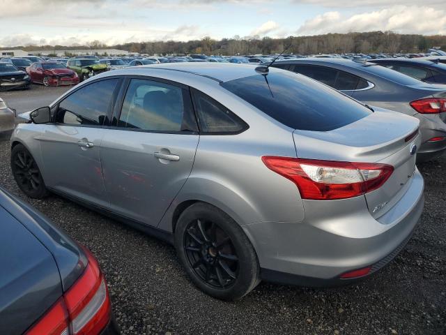 Sedans FORD FOCUS 2014 Silver