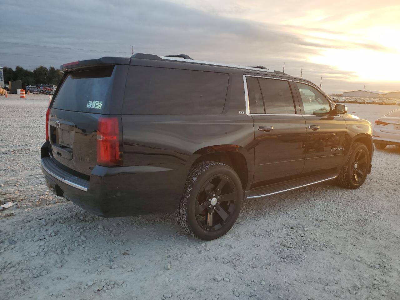2016 Chevrolet Suburban - Image 3