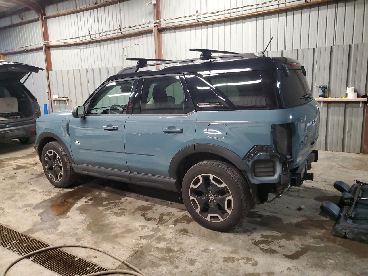 2021 Ford Bronco - Image 2
