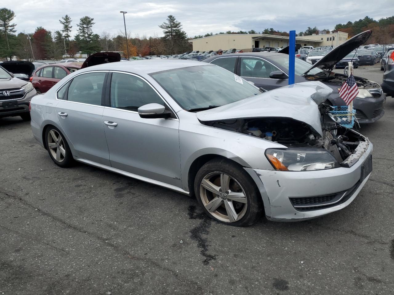 2015 Volkswagen Passat - Image 4