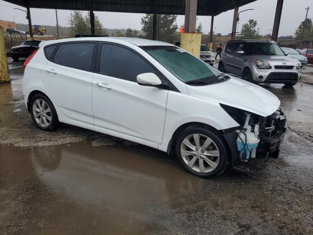  HYUNDAI ACCENT 2014 Белый