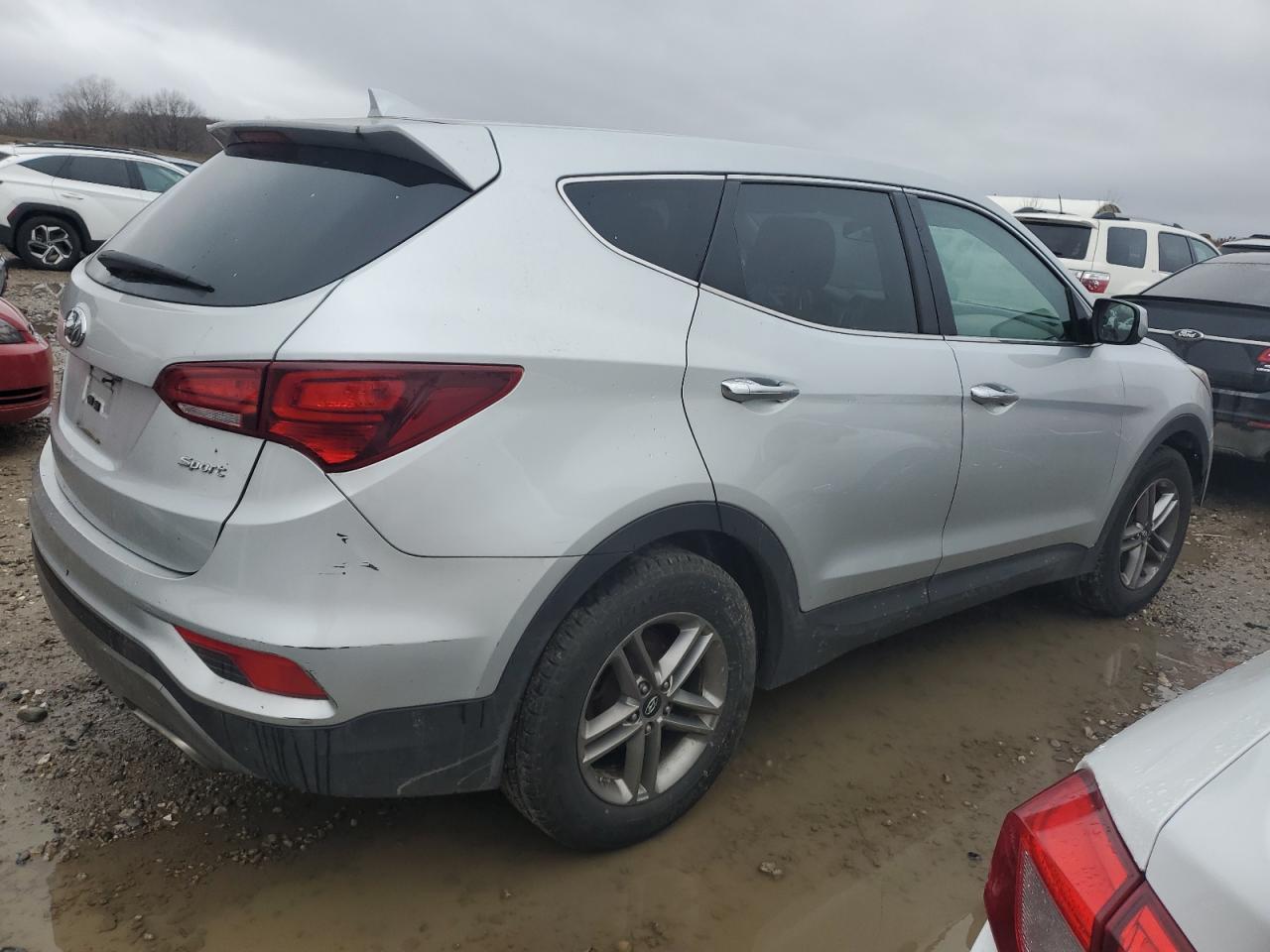 VIN 5XYZT3LB2HG435802 2017 HYUNDAI SANTA FE no.3